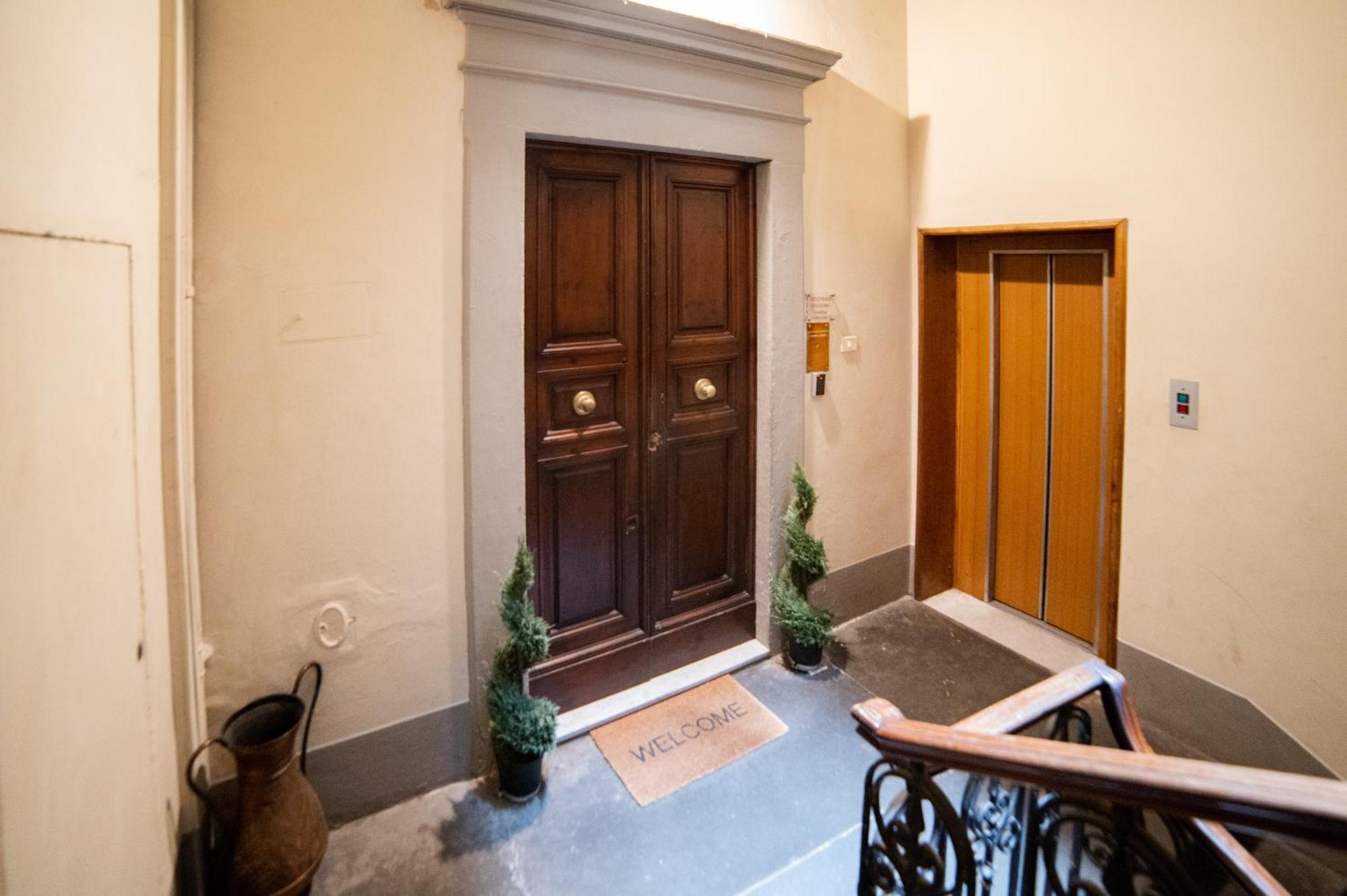 Coco Places Soggiorno Panerai, Centro Storico Φλωρεντία Εξωτερικό φωτογραφία